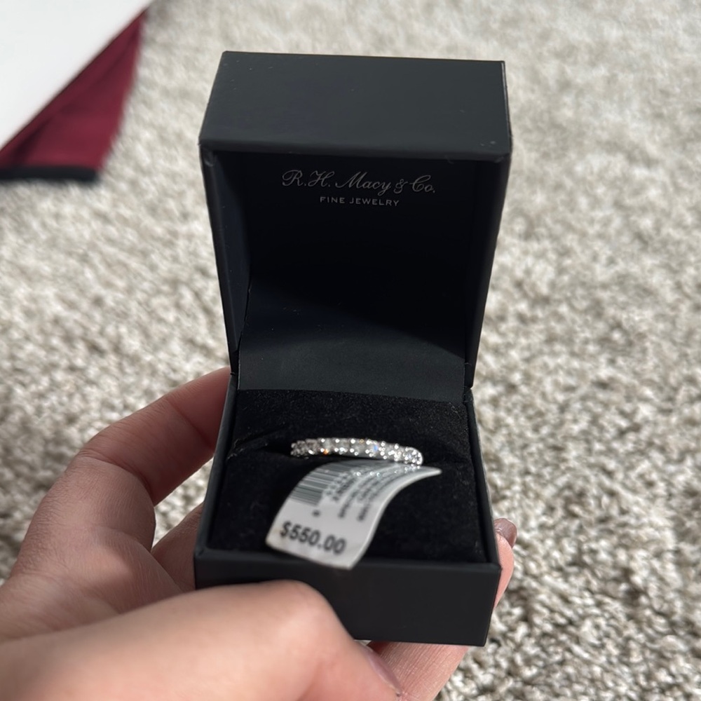 Macys 1/2 0.5 carats diamond sterling Silver wedding engagement stackable ring 9